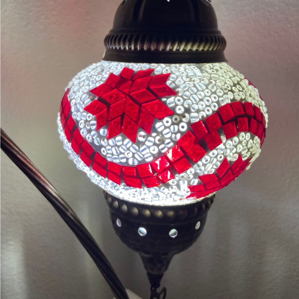 Handmade Turkish table lamp - Picture 2 of 2